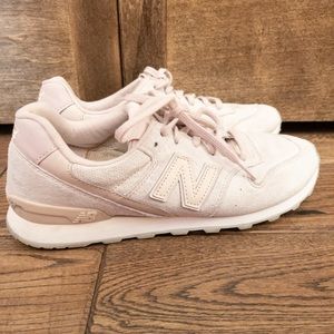 New Balance 996 Sneakers